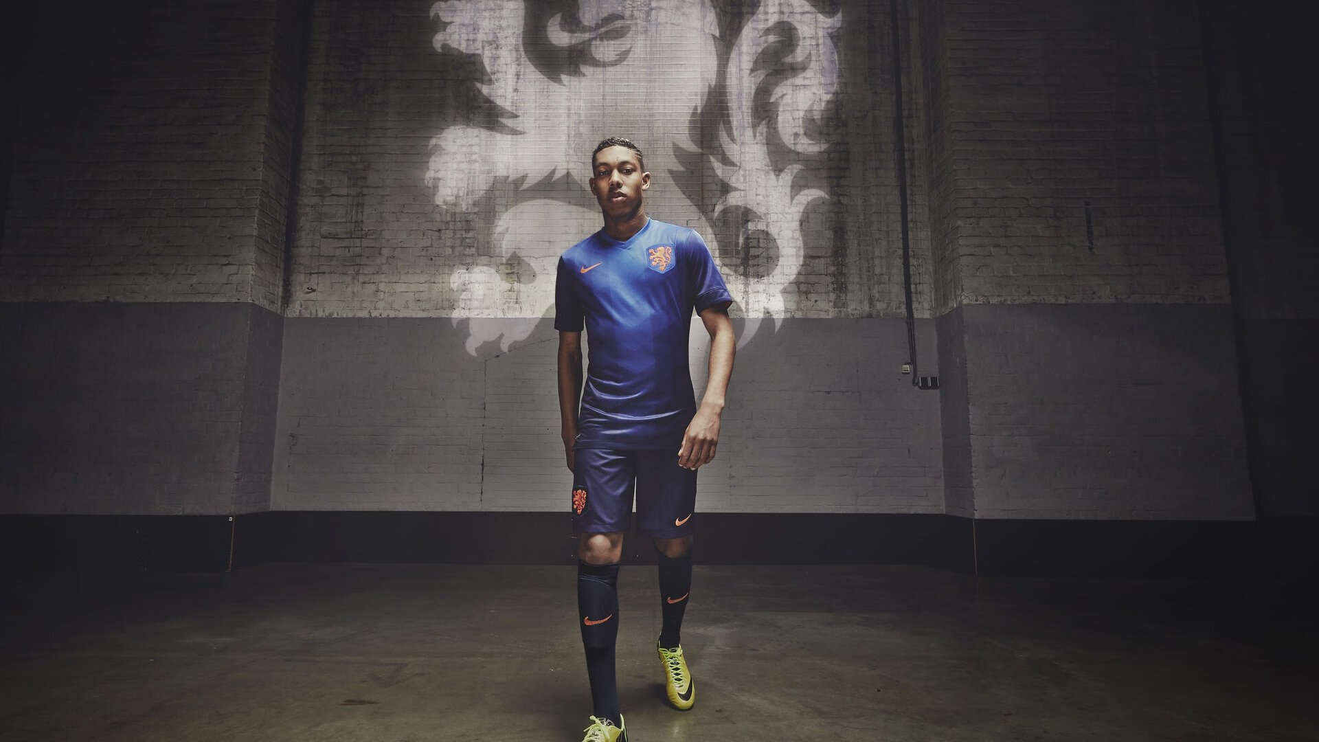 基层足球基础设施不足,社会足球场地建设存在的问题