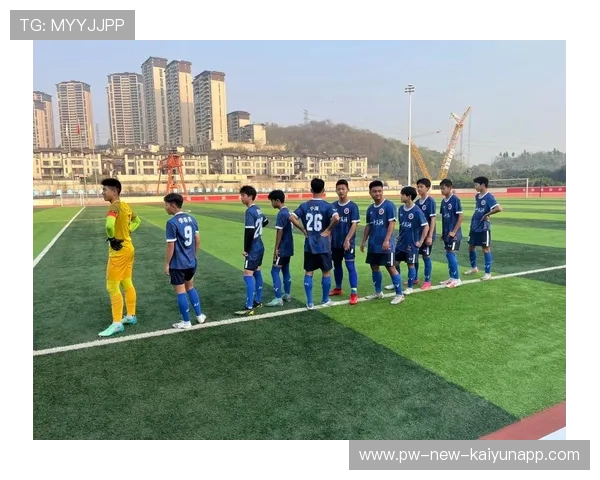 足球联赛在青训扶持中鼓励俱乐部与学校联合办学与学分互认,俱乐部与中学足球培训合作协议 足球联赛在青训扶持中鼓励俱乐部与学校联合办学与学分互认,俱乐部与中学足球培训合作协议